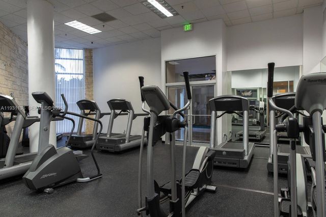 5151 Collins Ave 921, Miami Beach, FL 33140