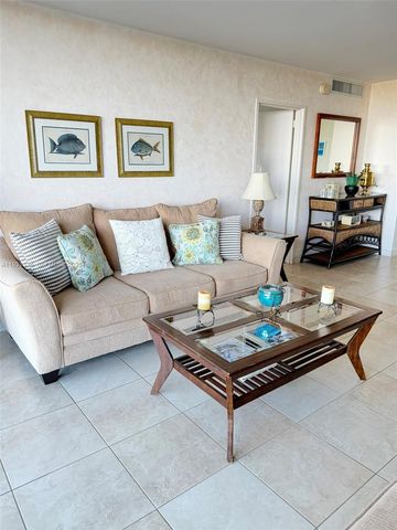 5151 Collins Ave 921, Miami Beach, FL 33140