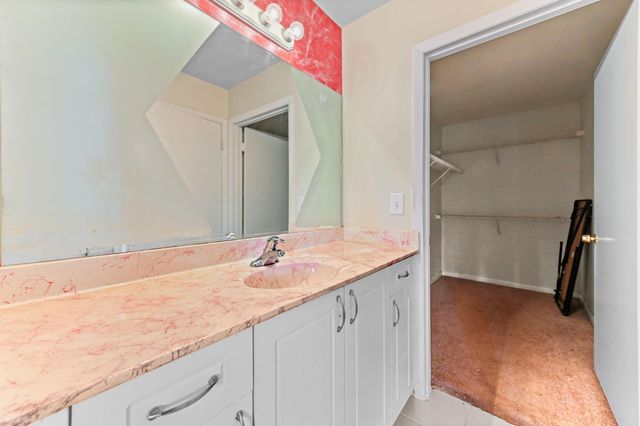 4791 Via Palm Lakes 1706, West Palm Beach, FL 33417