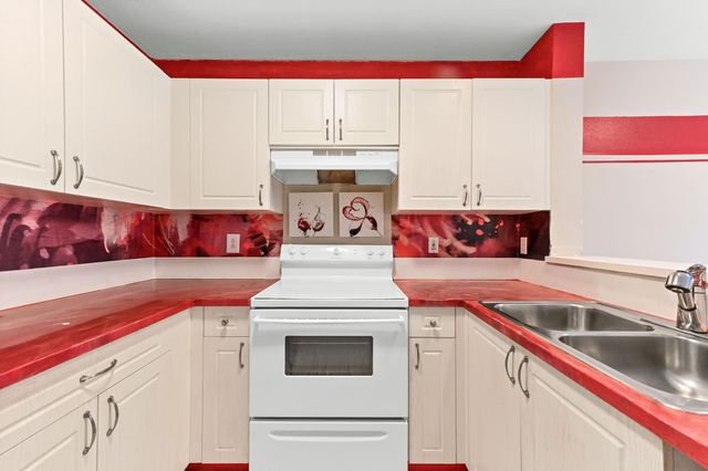 4791 Via Palm Lakes 1706, West Palm Beach, FL 33417