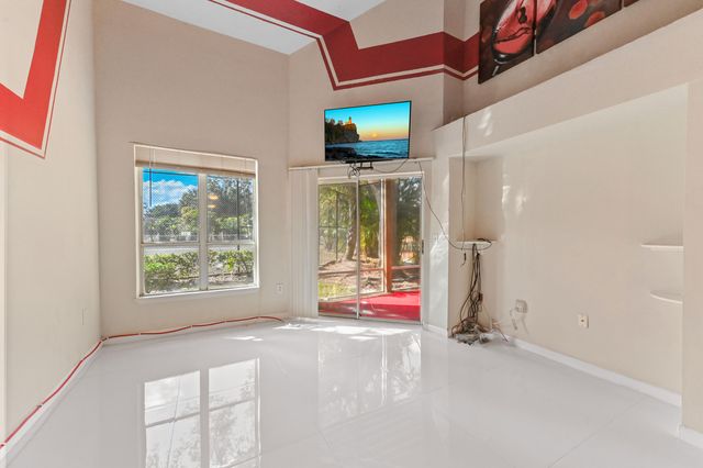 4791 Via Palm Lakes 1706, West Palm Beach, FL 33417