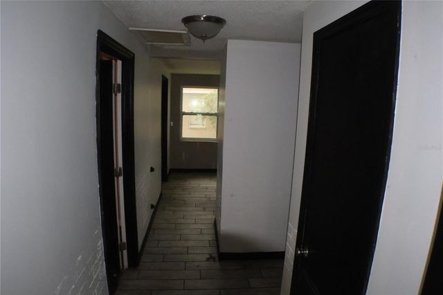 1202 N FERRELL STREET, Plant City, FL 33563