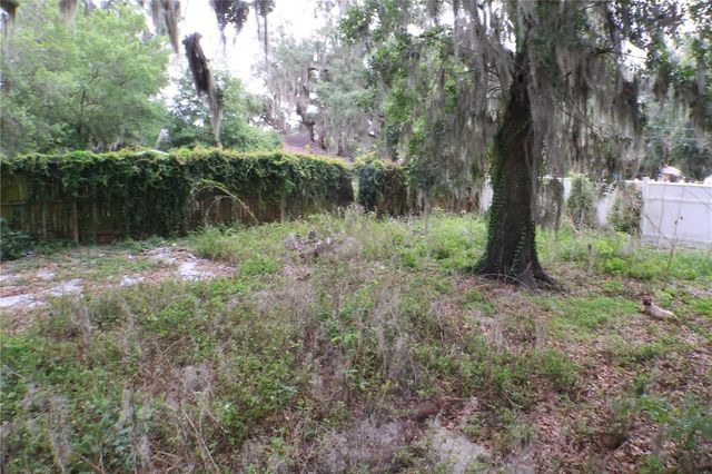 1202 N FERRELL STREET, Plant City, FL 33563