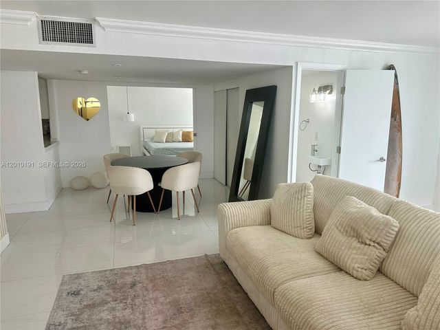 1800 Collins Ave 5D, Miami Beach, FL 33139