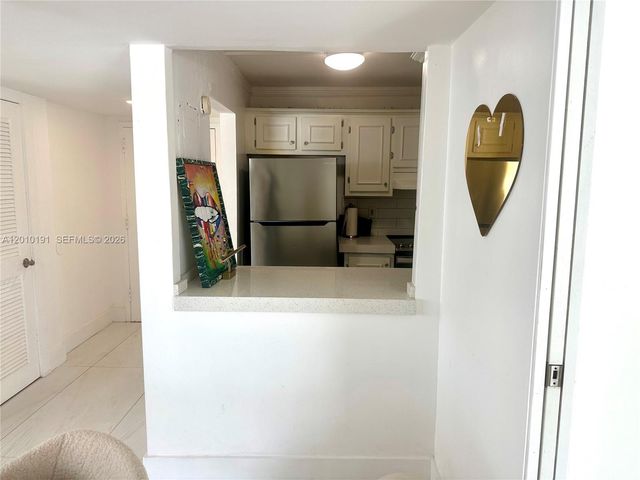 1800 Collins Ave 5D, Miami Beach, FL 33139