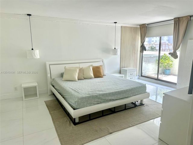 1800 Collins Ave 5D, Miami Beach, FL 33139