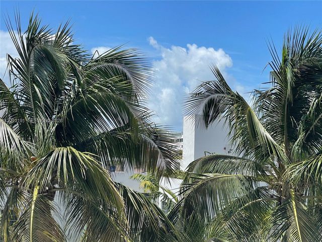 1800 Collins Ave 5D, Miami Beach, FL 33139