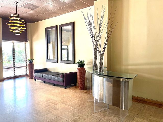 1800 Collins Ave 5D, Miami Beach, FL 33139