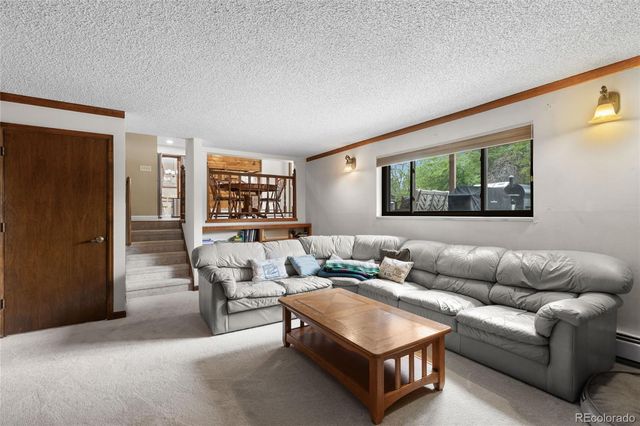 1055 E 16th Avenue, Broomfield, CO 80020