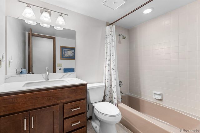 1055 E 16th Avenue, Broomfield, CO 80020