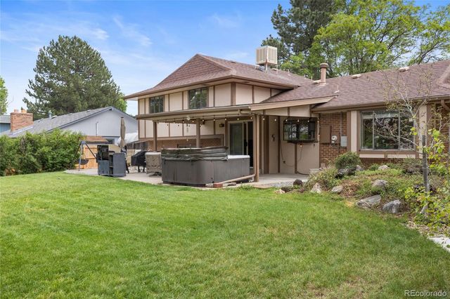 1055 E 16th Avenue, Broomfield, CO 80020