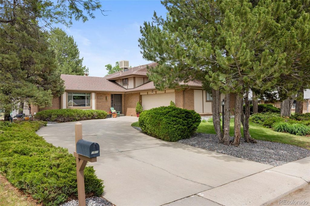 1055 E 16th Avenue, Broomfield, CO 80020