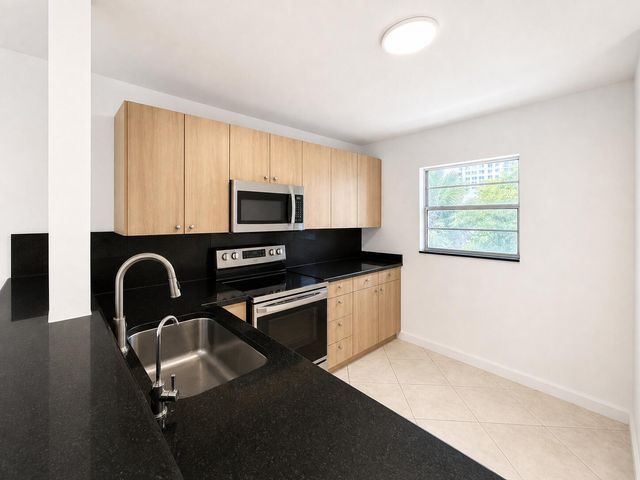 1541 S Ocean Boulevard 219, Pompano Beach, FL 33062