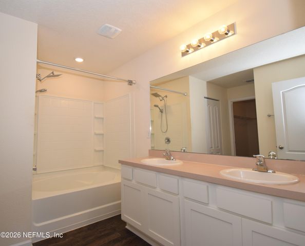 3733 SHINER Drive, Jacksonville, FL 32226