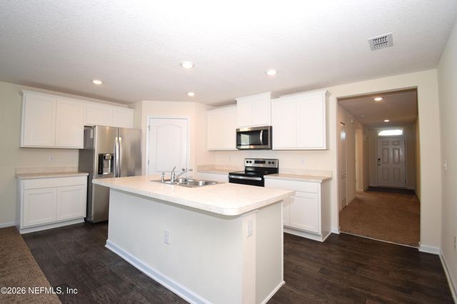 3733 SHINER Drive, Jacksonville, FL 32226