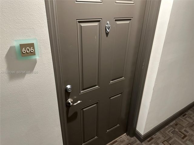 2401 NE 65th St 606, Fort Lauderdale, FL 33308