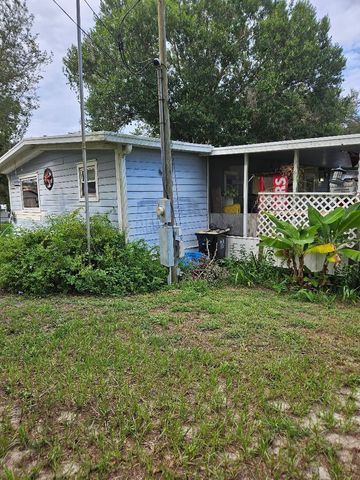 425 ORANGE BOULEVARD, Polk City, FL 33868