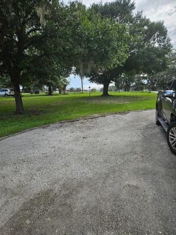 425 ORANGE BOULEVARD, Polk City, FL 33868