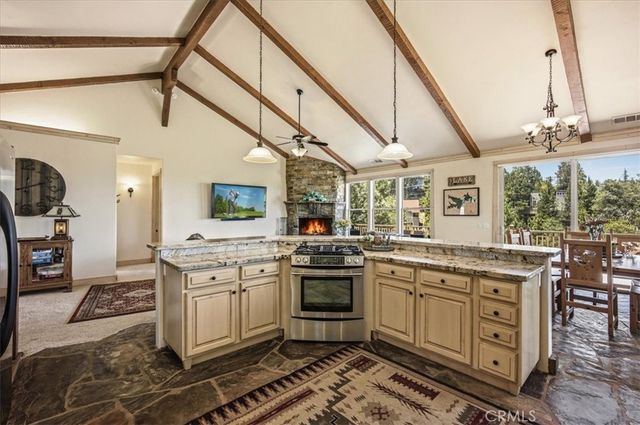 27920 Matterhorn, Lake Arrowhead, CA 92352