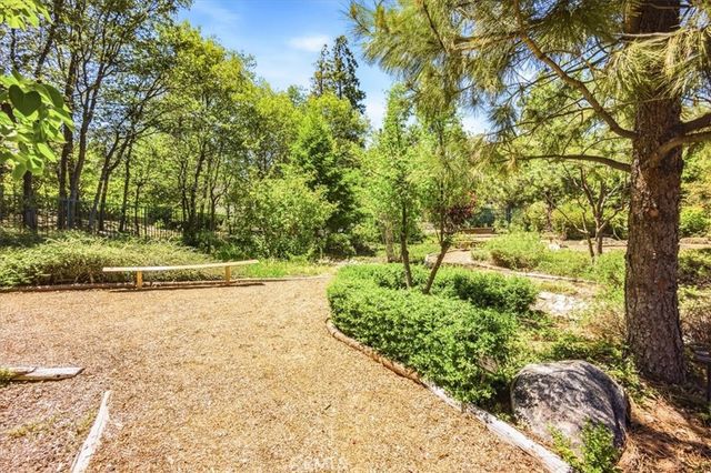 27920 Matterhorn, Lake Arrowhead, CA 92352