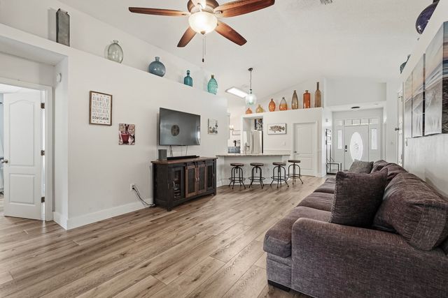 475 Sandy Cay Drive, Miramar Beach, FL 32550