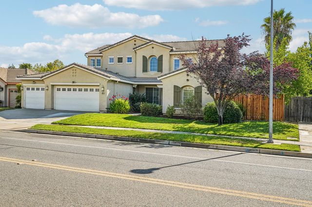 9604 Mainline Dr, Elk Grove, CA 95624