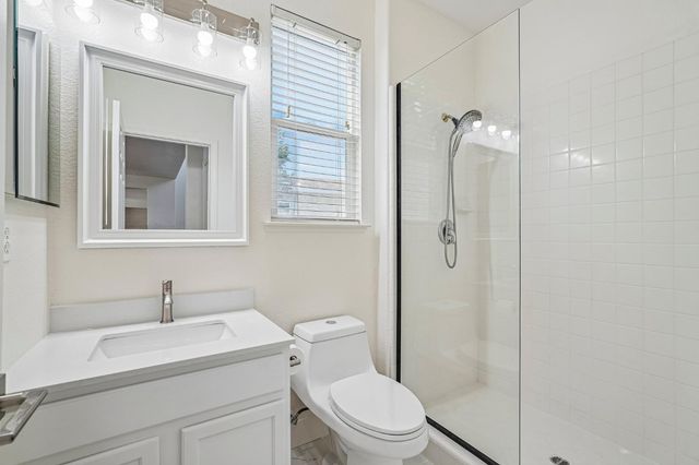 9604 Mainline Dr, Elk Grove, CA 95624
