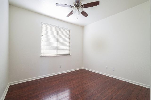 9604 Mainline Dr, Elk Grove, CA 95624