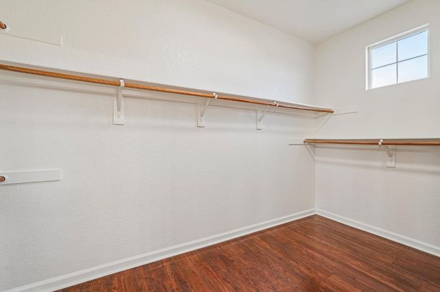 9604 Mainline Dr, Elk Grove, CA 95624