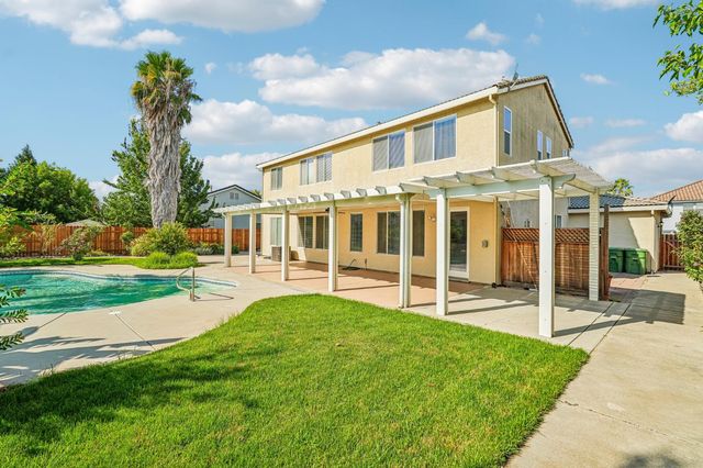 9604 Mainline Dr, Elk Grove, CA 95624
