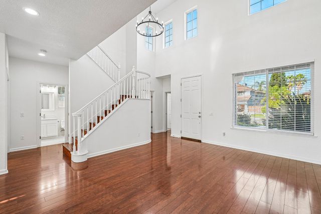 9604 Mainline Dr, Elk Grove, CA 95624