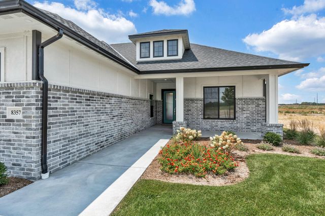 8357 W Waterway Ct, Maize, KS 67101