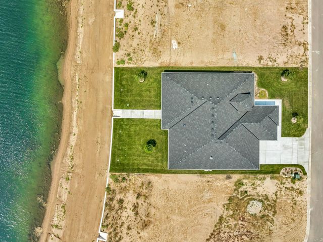 8357 W Waterway Ct, Maize, KS 67101