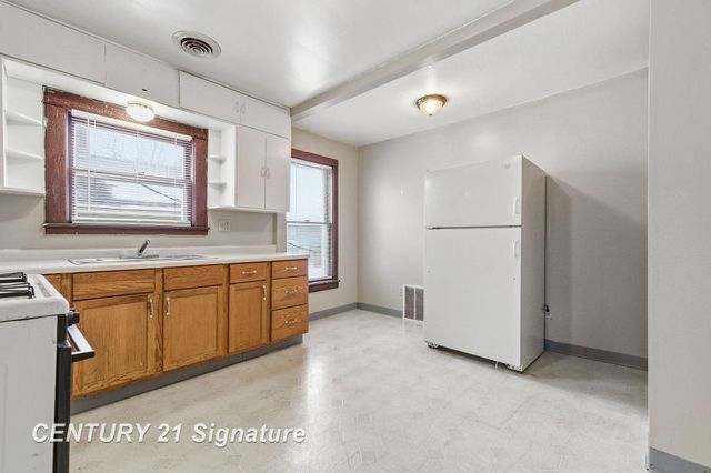 216 N Grant Street, Bay City, MI 48708