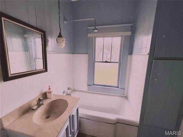 000 HWY H&T, Stoutland, MO 65567