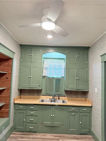 000 HWY H&T, Stoutland, MO 65567