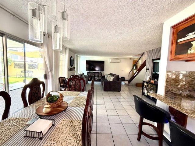 1705 Edgefield, Perris, CA 92571