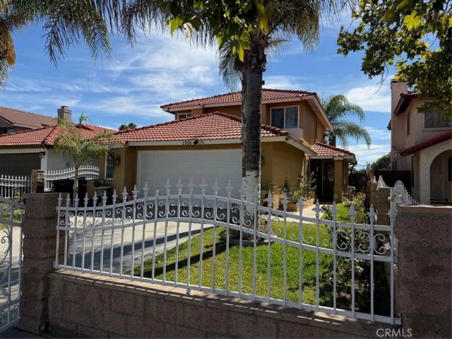 1705 Edgefield, Perris, CA 92571