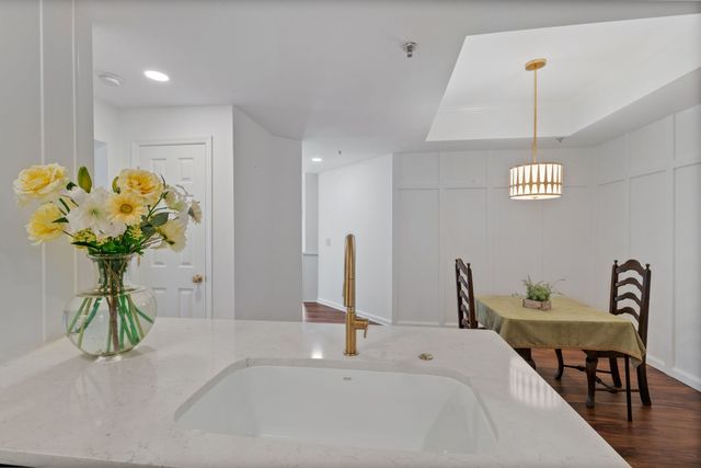 2025 Woodmont Blvd Apt 101, Nashville, TN 37215