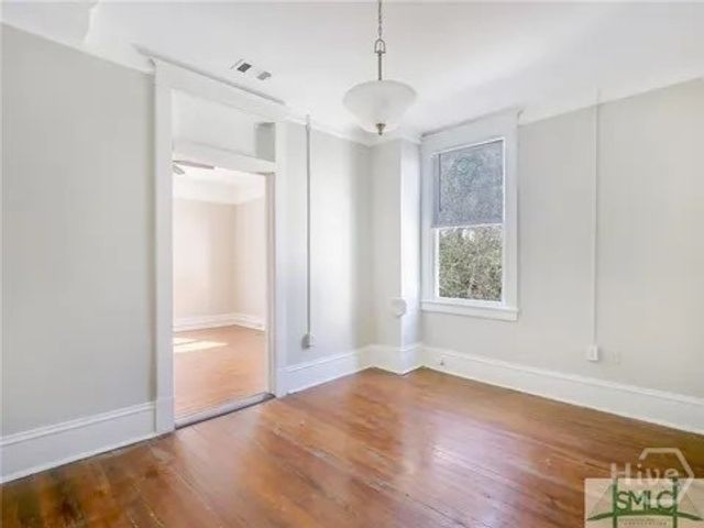 723 E Henry Street B Upper, Savannah, GA 31401