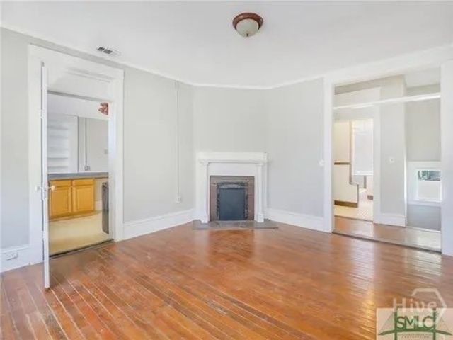 723 E Henry Street B Upper, Savannah, GA 31401