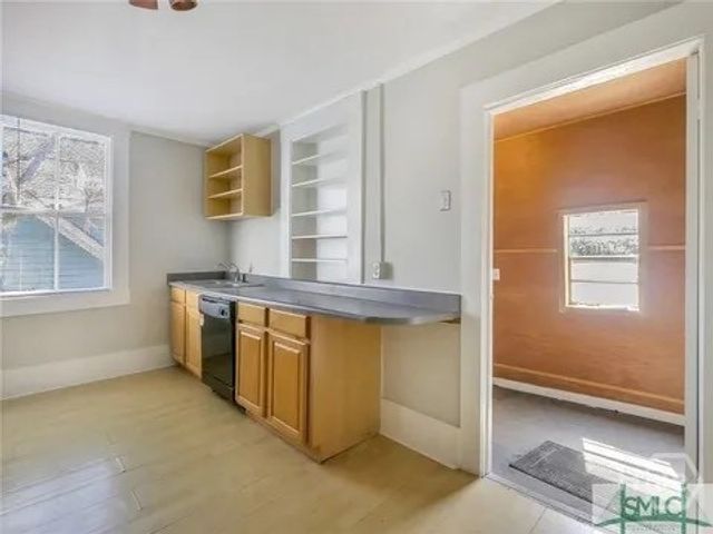 723 E Henry Street B Upper, Savannah, GA 31401