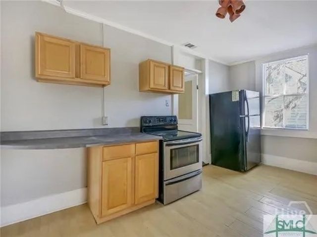 723 E Henry Street B Upper, Savannah, GA 31401