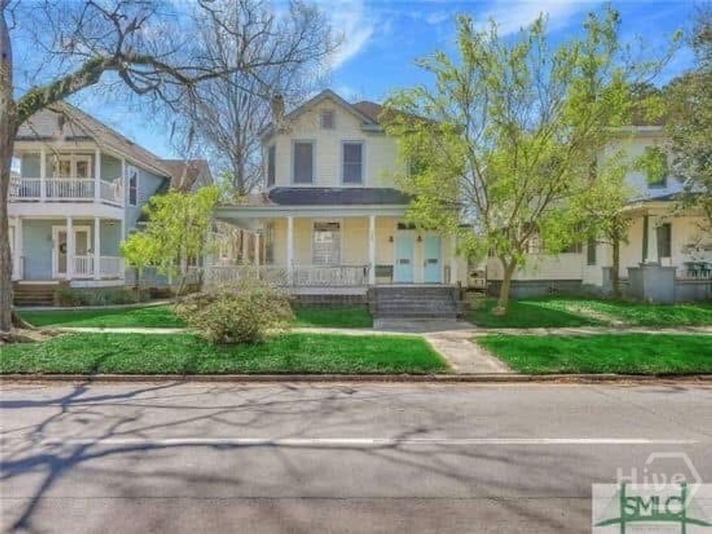 723 E Henry Street B Upper, Savannah, GA 31401
