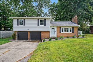 3877 Ayrshire Drive, Youngstown, OH 44511