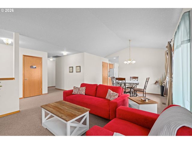 5087 Se 16TH Dr, Gresham, OR 97080