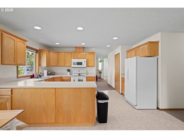 5087 Se 16TH Dr, Gresham, OR 97080