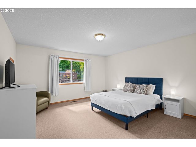 5087 Se 16TH Dr, Gresham, OR 97080