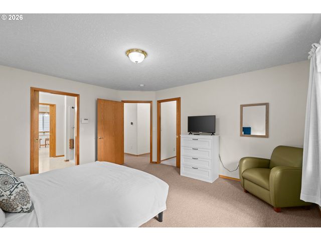 5087 Se 16TH Dr, Gresham, OR 97080