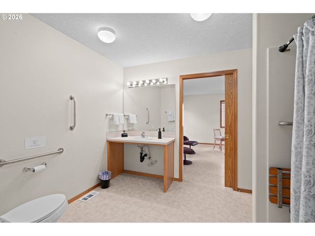 5087 Se 16TH Dr, Gresham, OR 97080